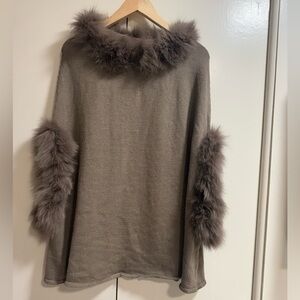 NM NEIMN MARCUS PANCHO Size S/M